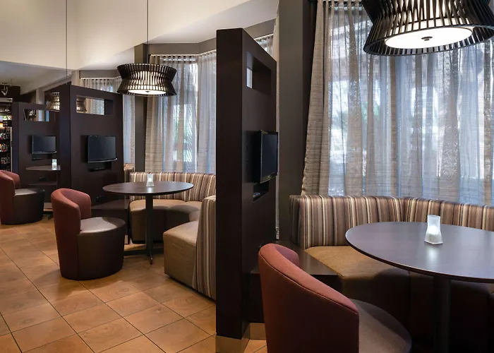 Hotel Sonesta Select Camelback 3*