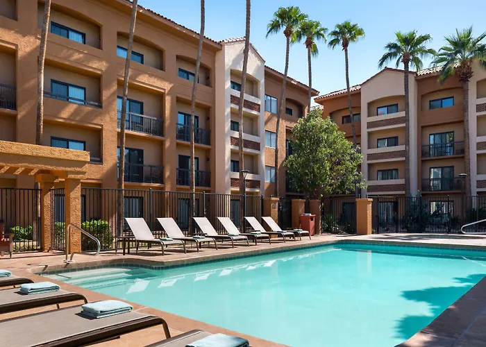Hotel Sonesta Select Camelback 3*